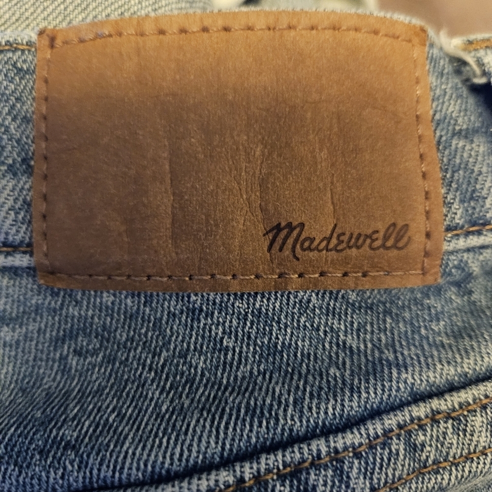 Madewell Slim Boy Indigo Fair Trade Distressed Jeans size 25 - Picture 3 of 7